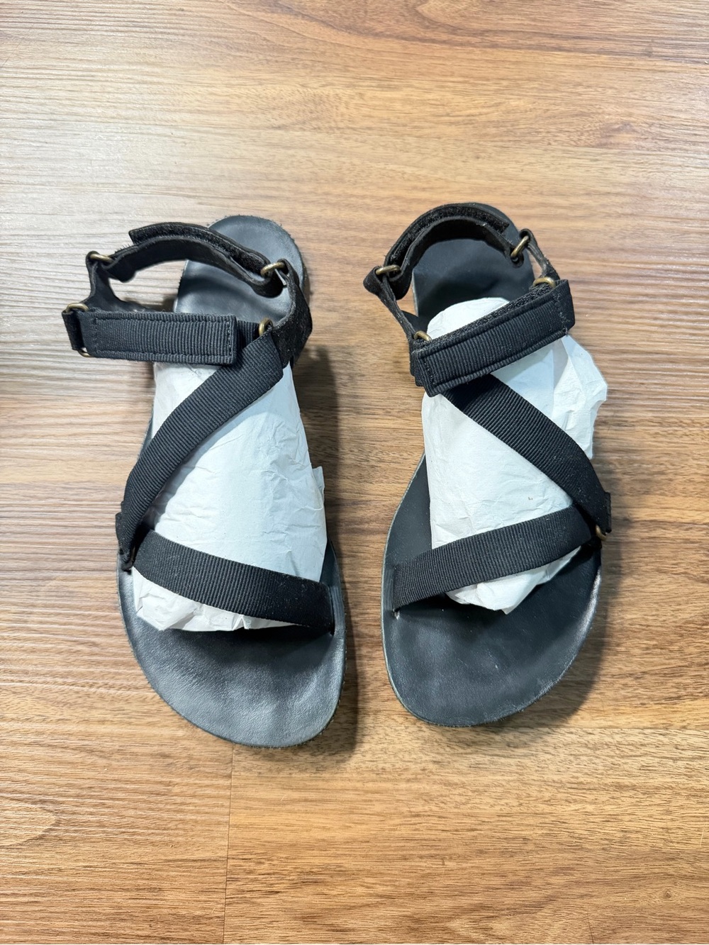 FeelGrounds Women’s Black Strappy Comfort Sandals